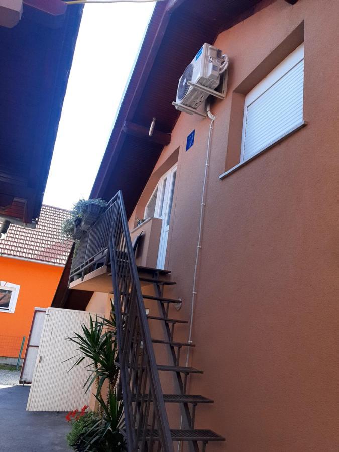 Studio Apartmani "Stimac" Garesnica Exterior photo