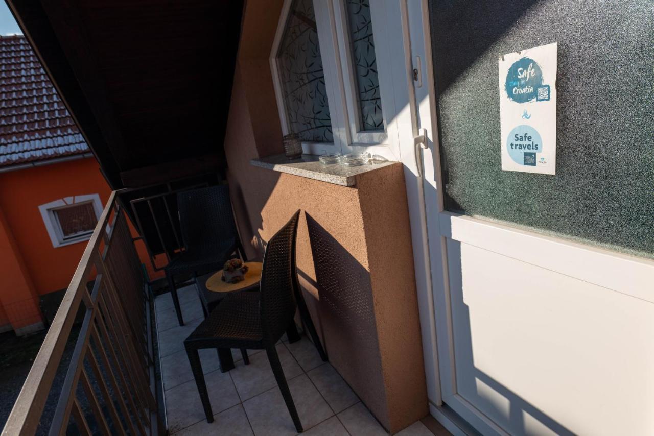 Studio Apartmani "Stimac" Garesnica Exterior photo
